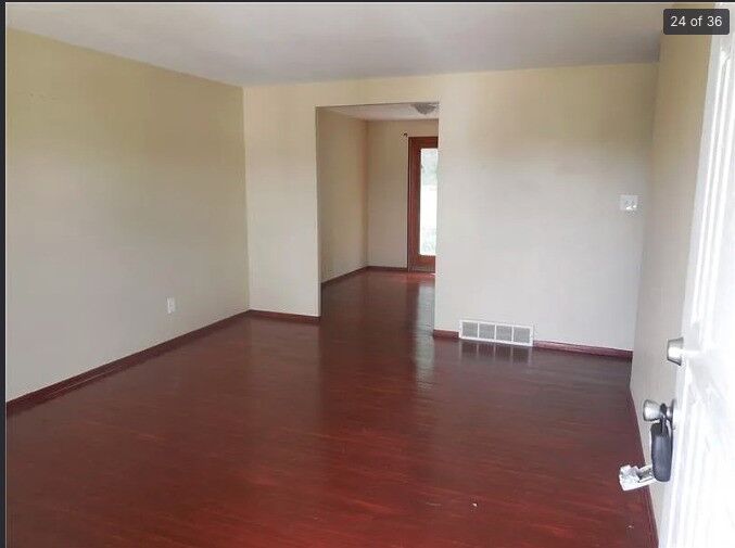 Property Photo: 1911 Nash Ave PA 15235