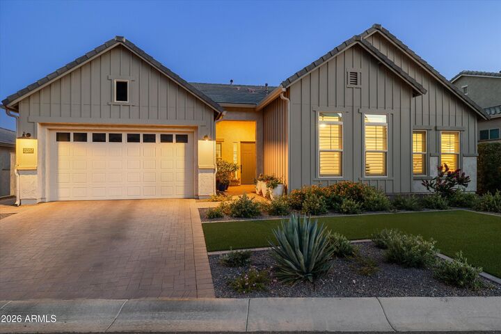 Property Photo:  21357 W Mariposa Street  AZ 85396 