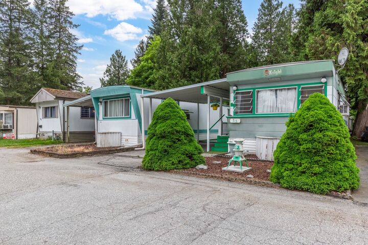 Property Photo:  21163 Lougheed Highway 55  BC V2X 2R4 