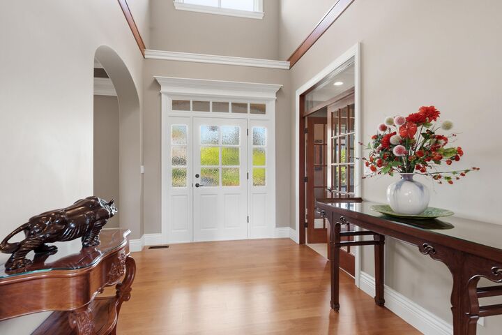 Property Photo: 16398 36A Avenue BC V3Z 0M1