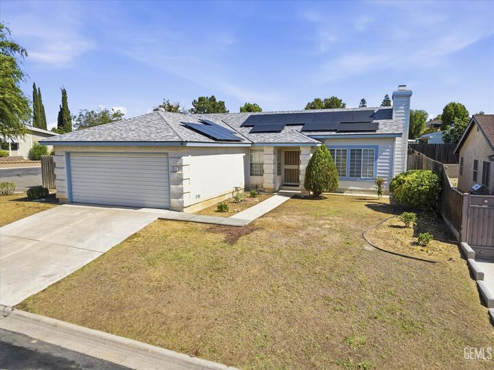 Property Photo:  6413 Derby Drive  CA 93306 
