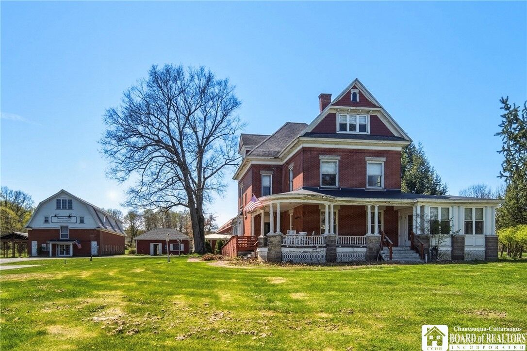 Property Photo:  5031 W Lake Road  NY 14757 