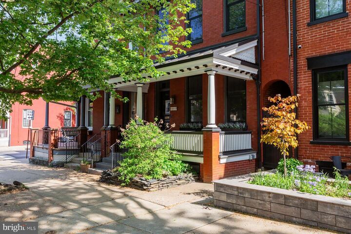 Property Photo:  604 W Chestnut Street  PA 17603 