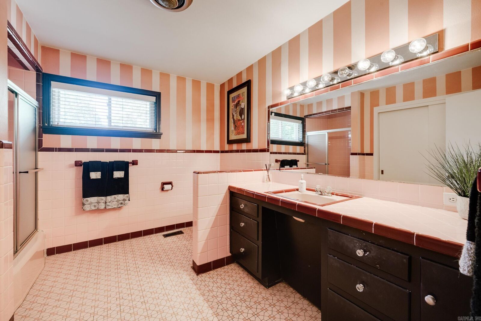 Property Photo:  800 Grandview Heights  AR 72032 