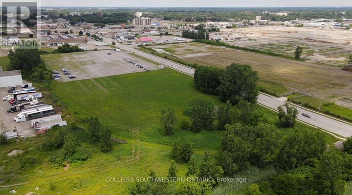Property Photo:  200 Keil Drive  ON N7M 0J8 