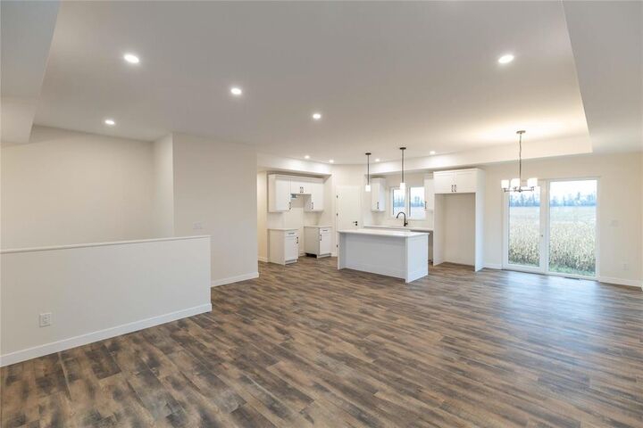 Property Photo:  23 Ridgemont Drive  MB R0A 0A1 