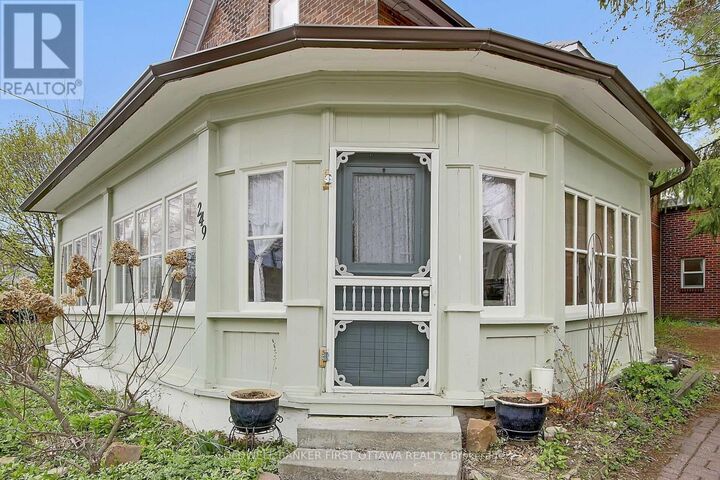 Property Photo:  249 Country Street  ON K0A 1A0 