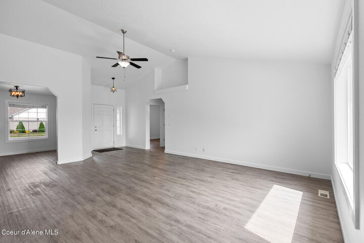 Property Photo:  11984 N Stinson Dr  ID 83835 