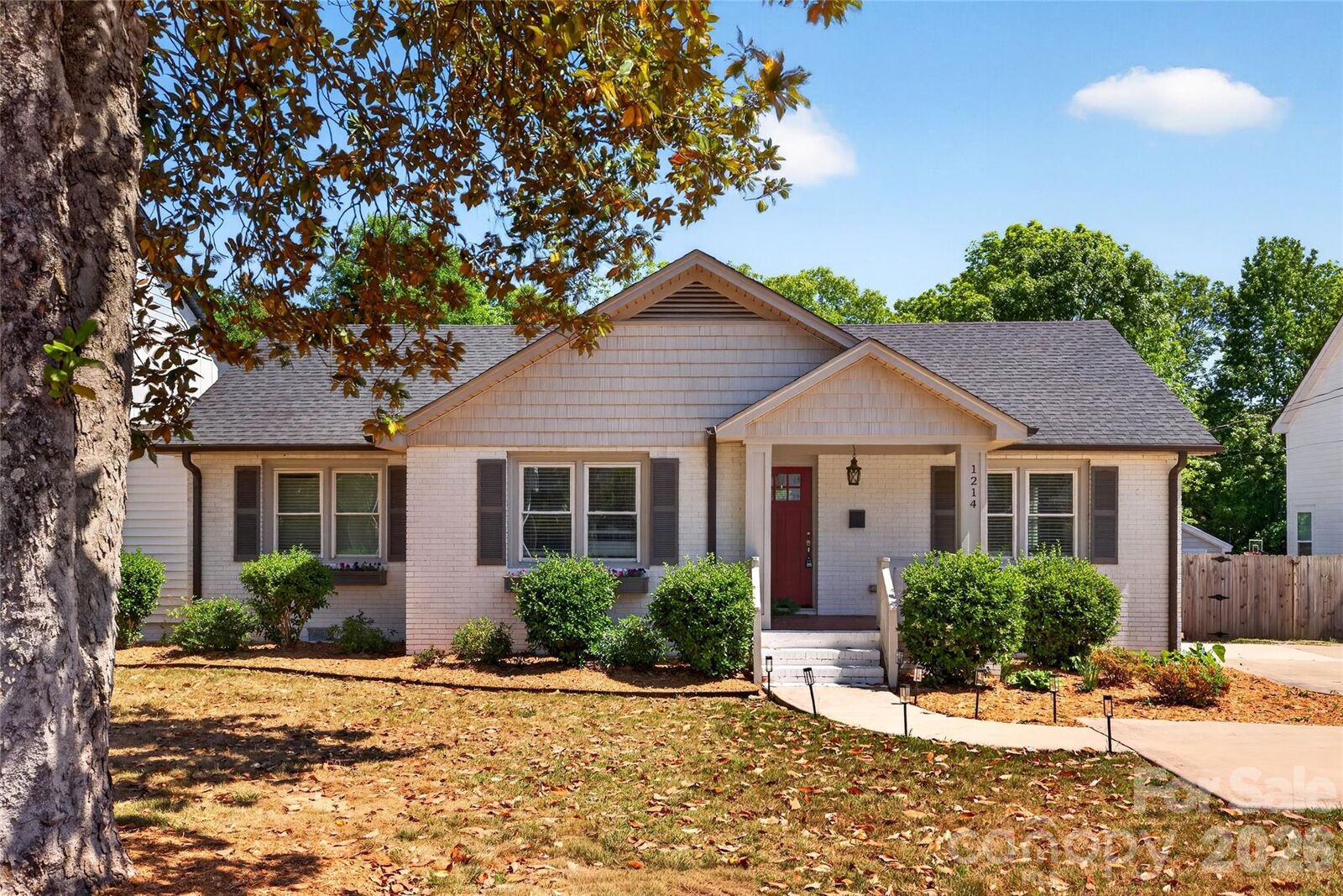 Property Photo:  1214 N Sharon Amity Road  NC 28211 