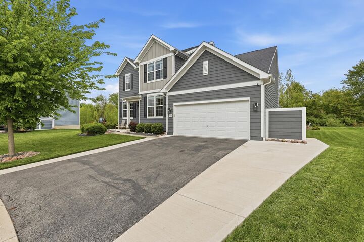 Property Photo:  126 Avena Court  OH 43074 