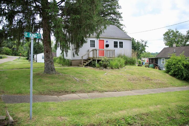 Property Photo:  124 E King Street  OH 43701 