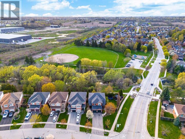 Property Photo:  4 Kildonan Crescent  ON L0R 2H5 
