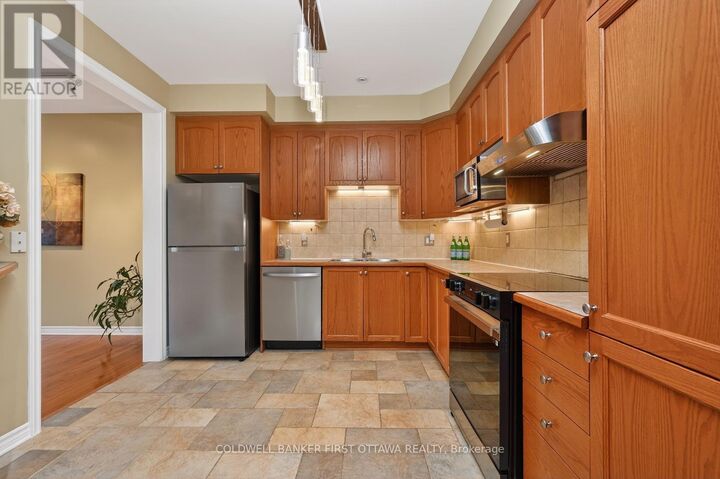 Photo de la propriété:  102 Windance Crescent  ON K2W 0A7 