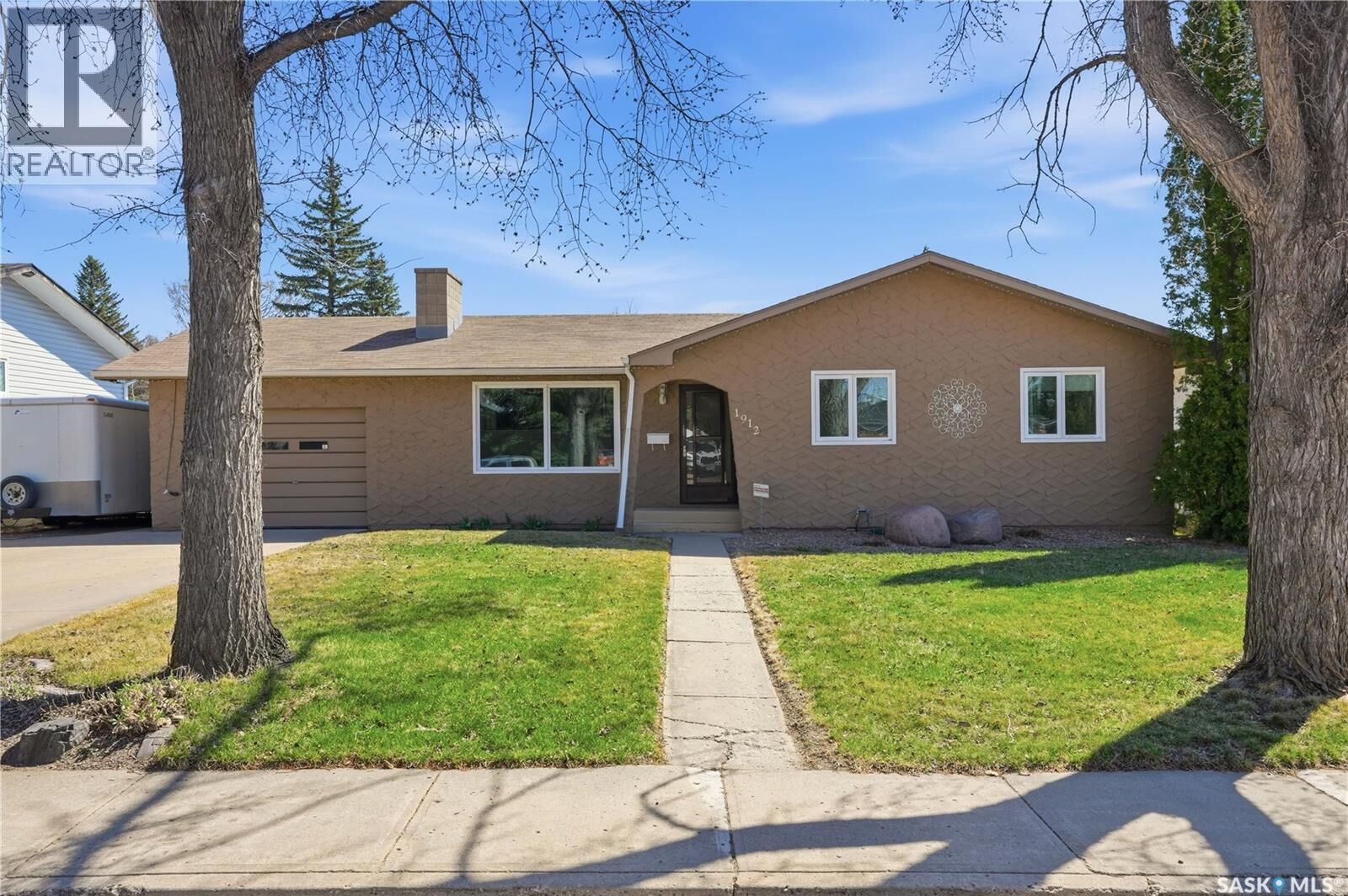 Property Photo:  1912 95th Street  SK S9A 3C7 