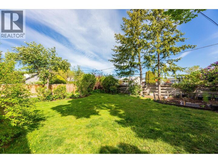 Property Photo:  856 Birch Avenue  BC V1Y 5H4 