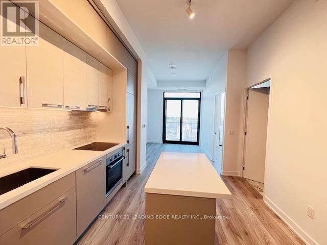 Property Photo:  29 Green Trail Court 2512  ON M2K 0J9 
