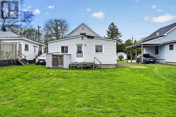 Property Photo:  189 Wood Street West  ON K0E 1T0 