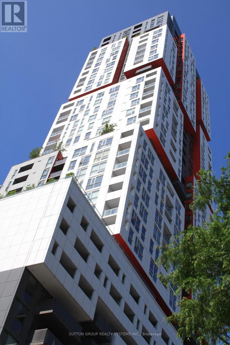 Property Photo:  318 Richmond Street West 2503  ON M5V 1X2 