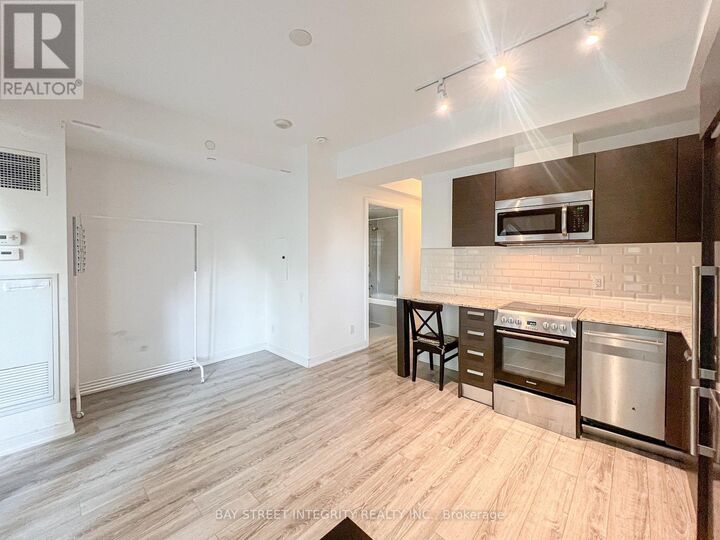 Property Photo:  42 Charles Street East 706  ON M4Y 1N3 