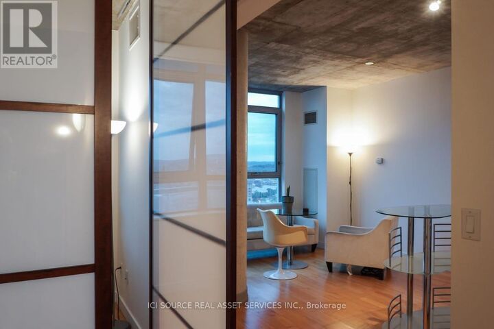 Property Photo:  179 George Street 1410  ON K1N 1J8 