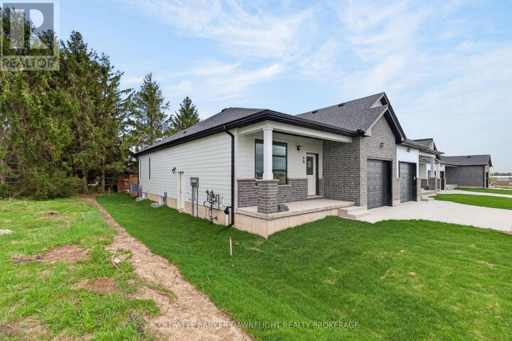 Property Photo:  60 Moonlight Court  ON N0M 1L0 