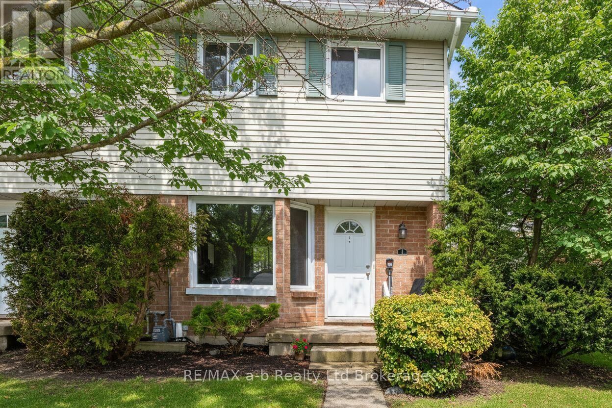 Property Photo:  10 Dufferin Street 1  ON N0J 1P0 