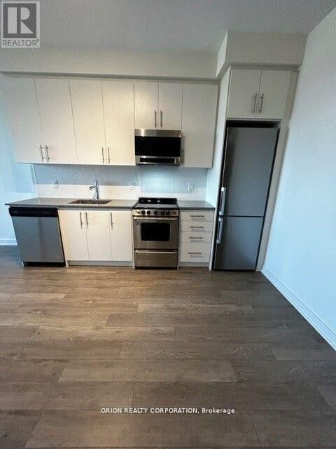 Property Photo:  212 King William Street 821  ON L8R 0A7 