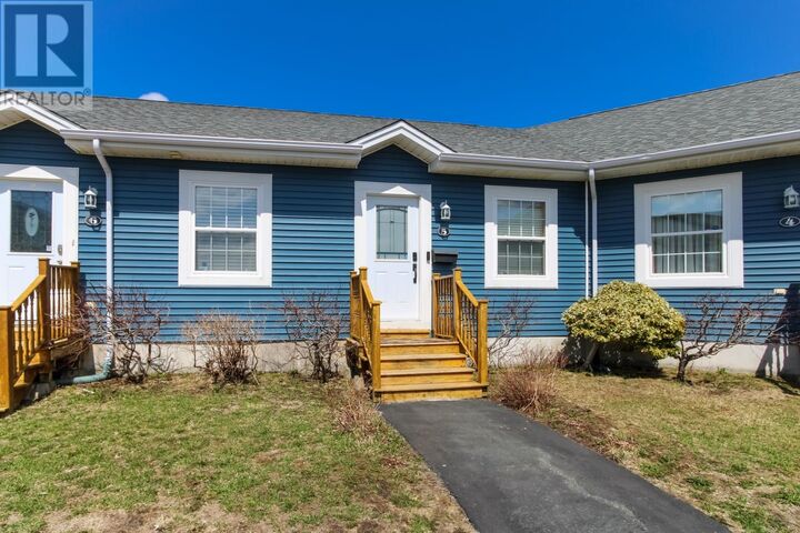 Property Photo:  5 Florencia Court  NL A1E 6K1 