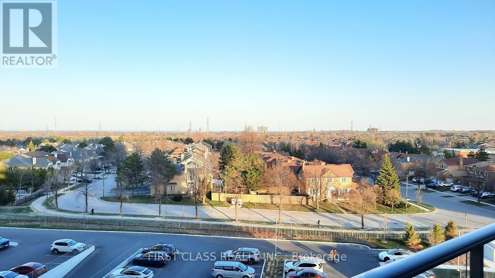 Property Photo:  4655 Metcalfe Avenue 606  ON L5M 0Z7 