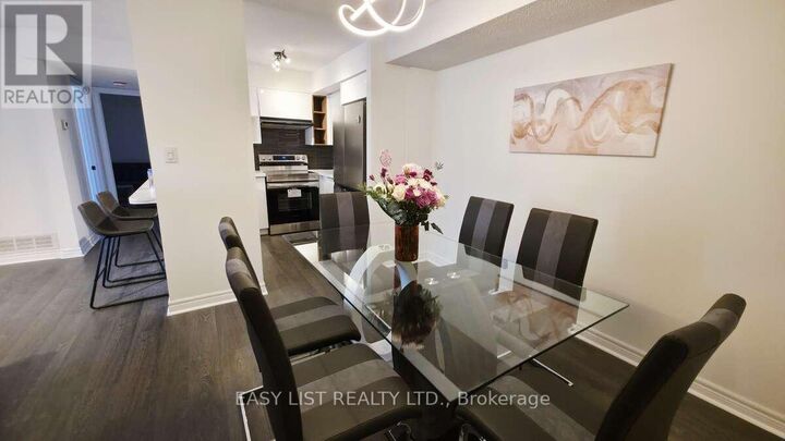 Property Photo:  75 Weldrick Road East 613  ON L4C 0H9 