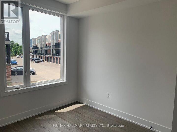 Property Photo:  99 Roger Street 51  ON N2J 0G1 