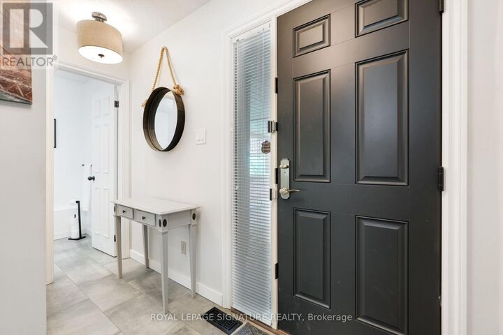 Property Photo:  110 Havelock Street 32  ON K1S 5L3 
