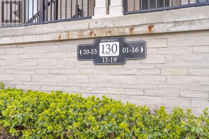 Property Photo:  130 Long Branch Avenue 4  ON M8W 0B1 