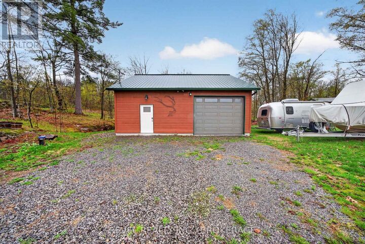 Property Photo:  2207 Wellington Street  ON K0H 1H0 