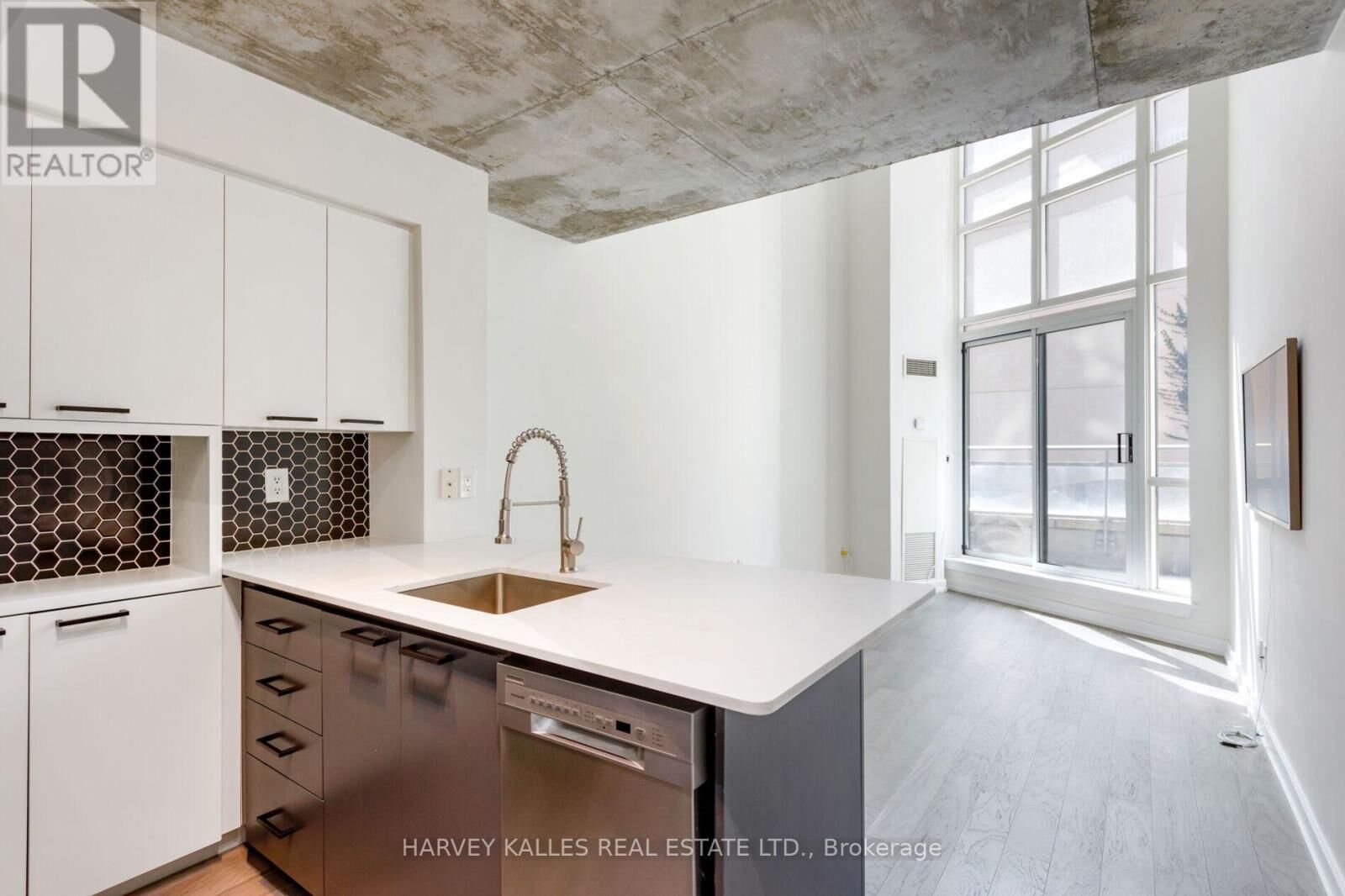 Property Photo:  255 Richmond Street East 206  ON M5A 4T7 