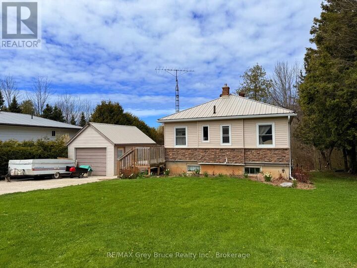 Property Photo:  173 Grandore Street East  ON N0H 2T0 