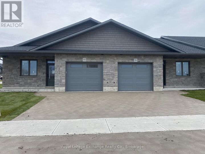 Property Photo: 24 Mercedes Crescent North ON N2Z 1G8
