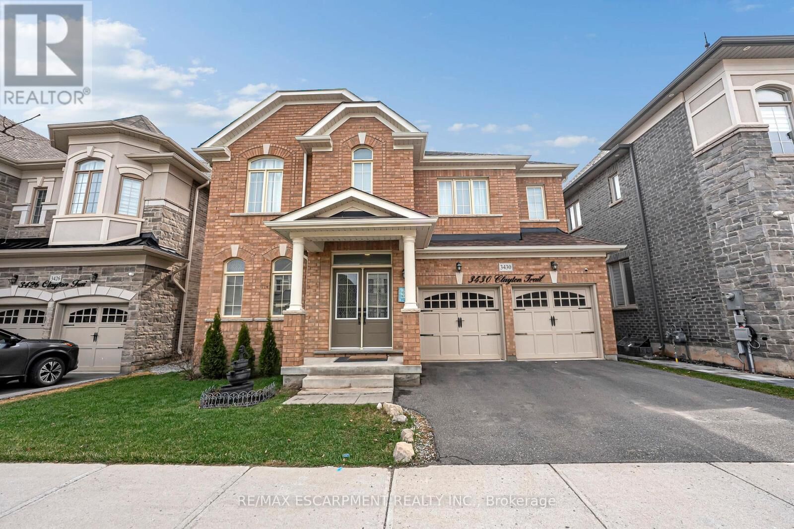 Property Photo:  3430 Clayton Trail  ON L6H 0Z1 