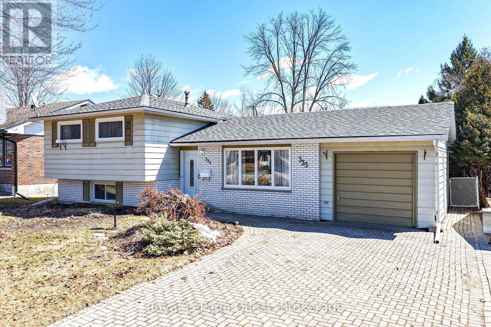 Property Photo:  333 Collins Drive  ON L3V 1E5 