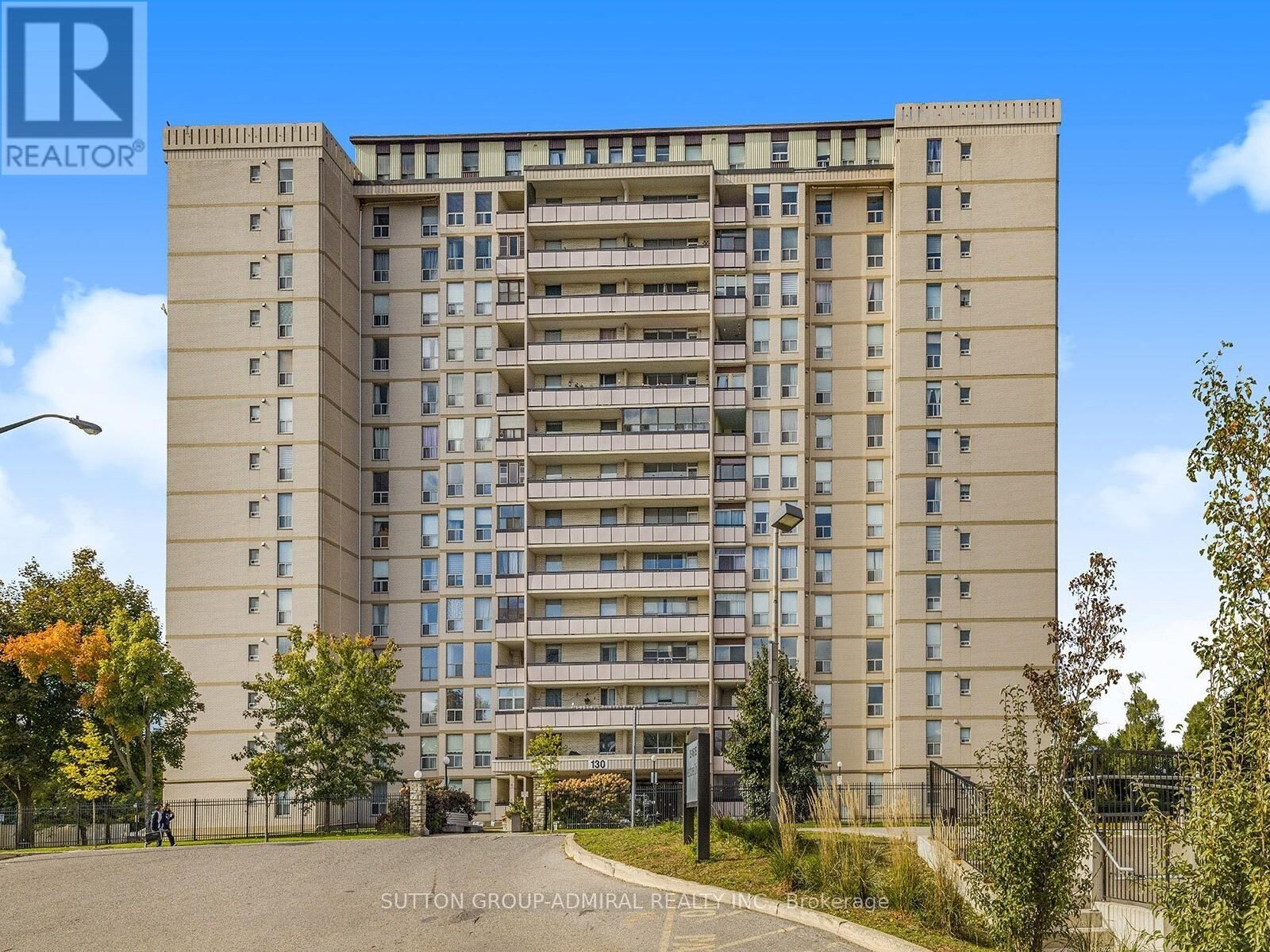Property Photo:  130 Neptune Drive 505  ON M6A 1X5 
