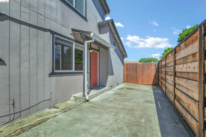 Property Photo: 612 W 15th St B CA 94509
