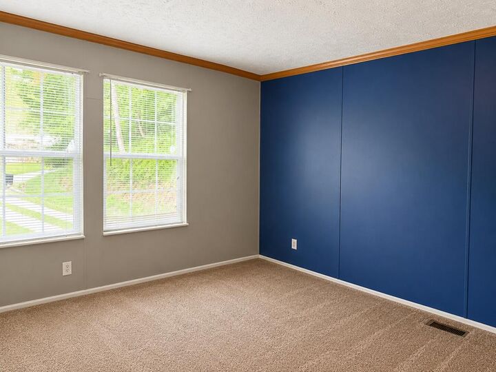 Property Photo:  683 Pigeon Creek  KY 41238 
