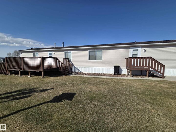 Property Photo:  11 Midland Road  AB T0C 1Z0 