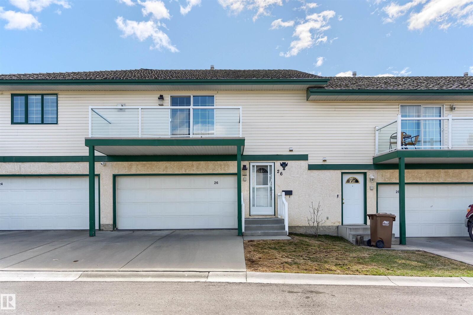 Property Photo:  11 Hunchak Way 26  AB T8N 6P2 