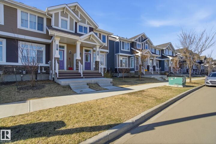 Property Photo:  529 Glenridding Ravine Drive SW  AB T6W 4P1 