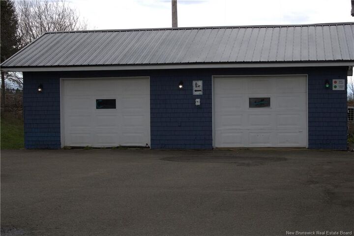 Property Photo:  402 Highlandview Road  NB E1A 2L3 