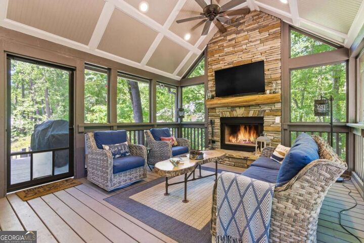 Property Photo:  2815 Lake Court  GA 30041 