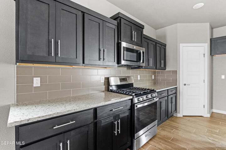 Property Photo:  348 San Jose  TX 79927 