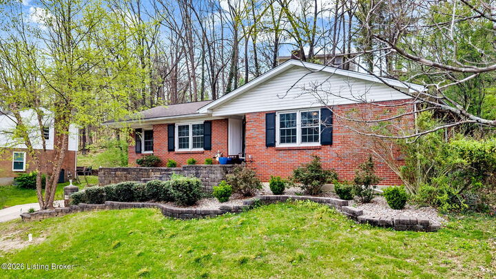 Property Photo:  9108 Royal Oak Dr  KY 40272 