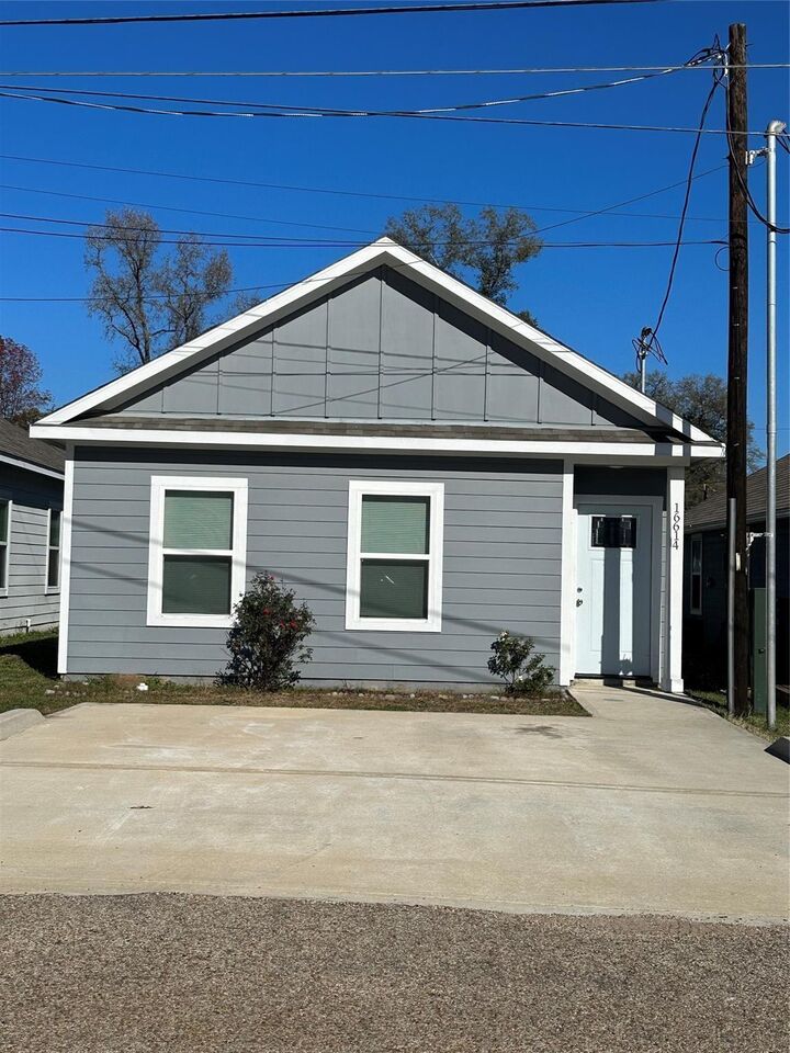 Property Photo:  16614 Meadowcroft  TX 77316 